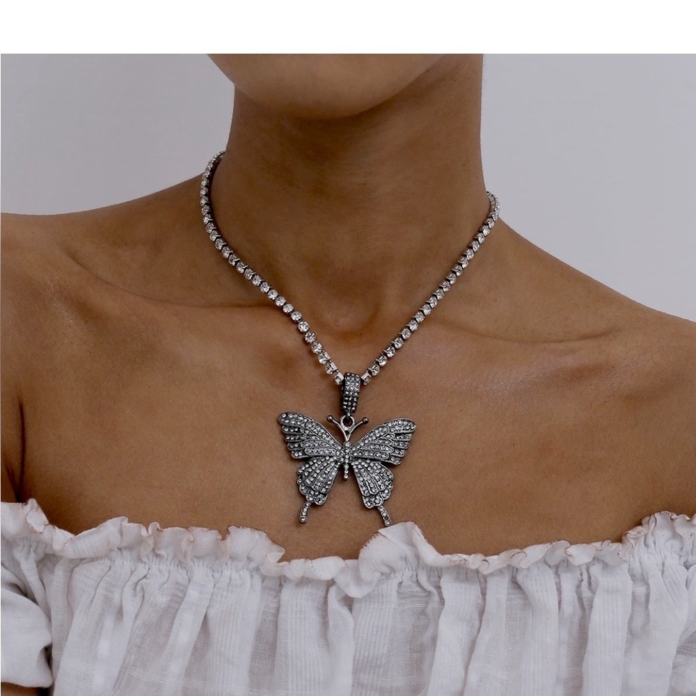 Rhinestone Butterfly Necklace - Picture 2 of 5